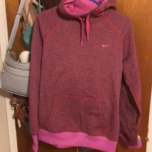 Nike therma fit hoodie